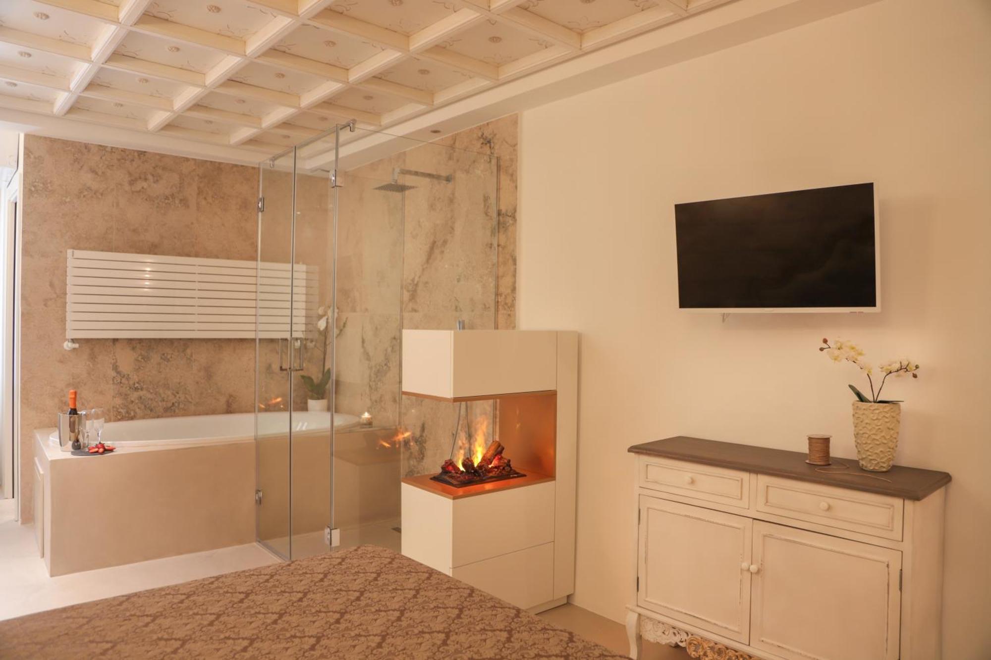 Palazzo Stapane Home Suite 9 - Luxury Living Monopoli Eksteriør bilde