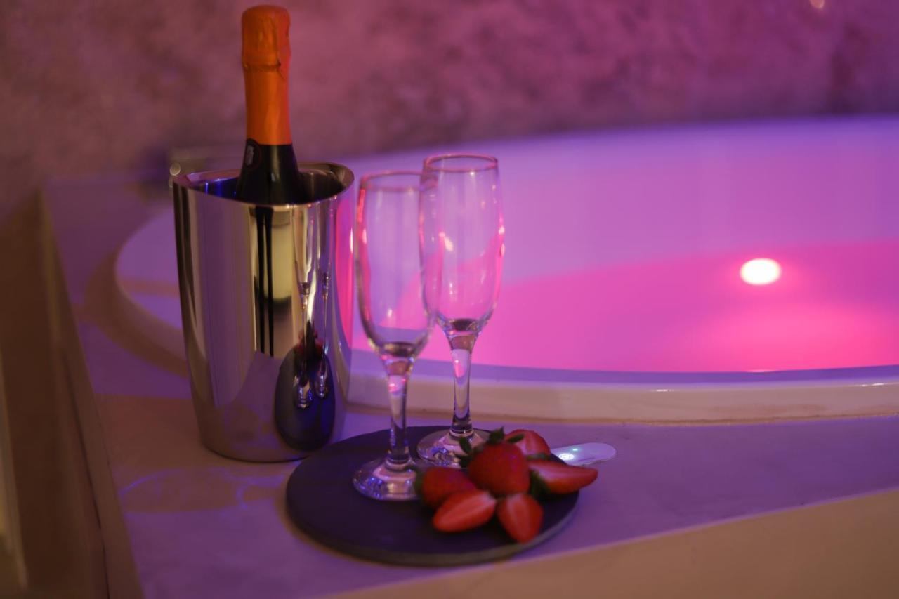 Palazzo Stapane Home Suite 9 - Luxury Living Monopoli Eksteriør bilde